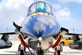 中阿空军在新疆首次联训后，歼-10C自主编队飞赴阿联酋图片