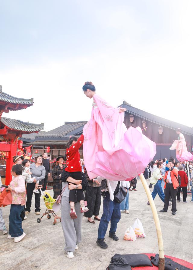 五一假期已过半，速来高岭文化村撒欢~