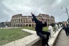 我，90后，听说英语主持人出场费四五千，为学英语决定出国留学图片