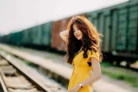 异性朋友，关系越界的3种表现，一看便知图片