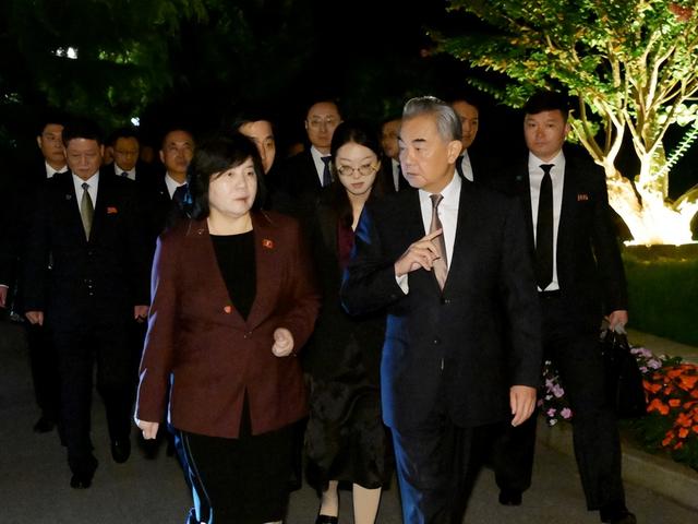 没白来中国一趟	，金将军心腹来华，从王毅嘴里听到了最想听的话