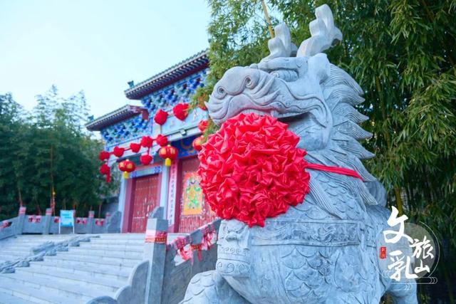 「冬游乳山」暖阳裹肩、泉声伴耳，冷风里偷得半日慢时光