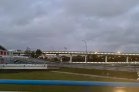 分别22年的相认：亲生父母连夜从浙江龙游赶到上海浦东机场| 荷兰姐弟来杭寻亲后续图片