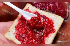 女人“绝经”后，建议多吃这3种水果，好吃不贵，养颜润肤不显老图片