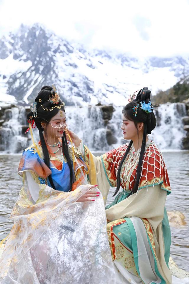 多图预警！国风+山水，毕棚沟这个“五一”假期快乐满格！