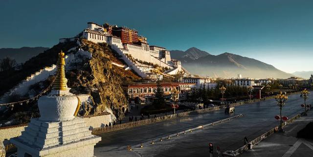 中国最适合老夫老妻旅行的8座城市，退休后，争取每年去一次