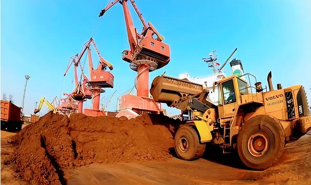 日本发现大型稀土矿，足够全球使用730年，为什么迟迟不去开采？
