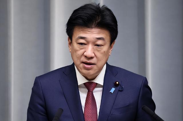 高市早苗连续2天喊话中国，承认自己该反思，希望与中方高层对话