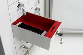 新条令落地：别随便查官兵手机！图片