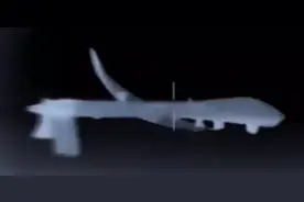 直接出手又揍了美国，伊朗巡飞弹突然杀出，美军无人机被当场击落图片