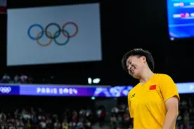 奥运羽毛球-马林1-0领先时受伤痛哭退赛 何冰娇晋级女单决赛图片