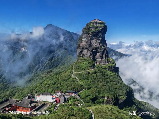 登完泰山又去登梵净山，感觉登山难度不在一个等级