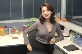 女人愿意把身体给你，多半说明三个问题，别后知后觉图片