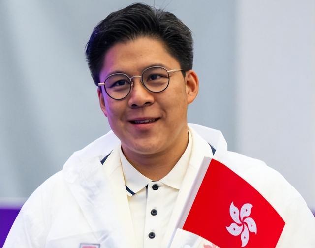 郭晶晶没想到	，代言暴雷不到一周，霍启山竟替霍家找回了“体面”