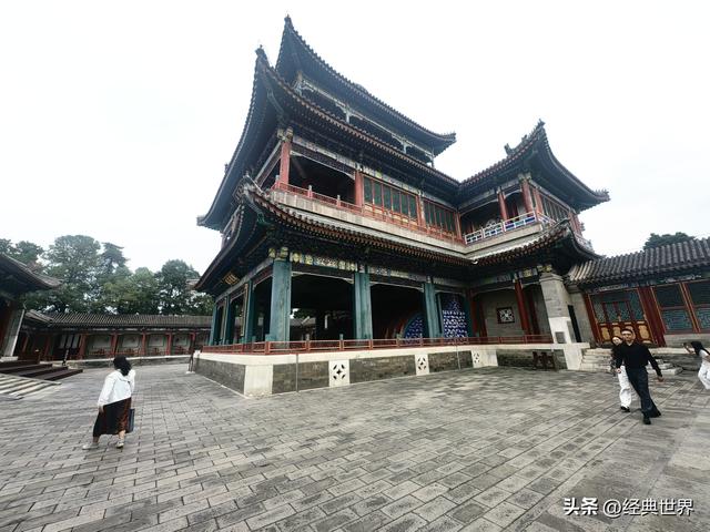 颐和园之四——佛香阁、排云殿和德和园