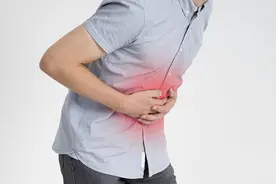 38岁大哥查出直肠癌，天天吃燕麦，复查时医生称赞：4点做得真好图片