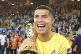 阿拉冠是沙特生涯巅峰！C罗遭嘲讽：不被FIFA认可，采访比冠军多图片