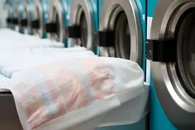 酒店钟点房成了社畜的终极洗衣房图片