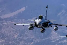 阵风卖不动？中国装备或井喷出口，40多国军官来华，成飞股价暴涨图片