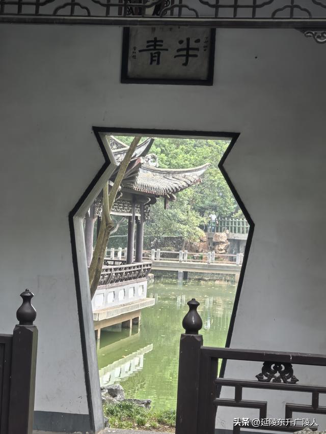 国庆假期中，陪父母逛白沙公园，欧式城堡，濯锦园，宇宙舞厅