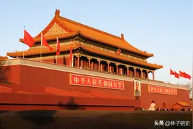 1969年中央秘令重建天安门，挖出炮弹和镇楼之宝？它是何方宝物？图片