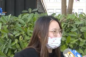 太离谱了！新娘接下楼，婚车队“不见了”图片