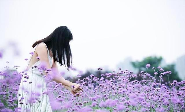 我55岁	，已经绝经了，前阵子跟一个比我大八岁的老头在一起