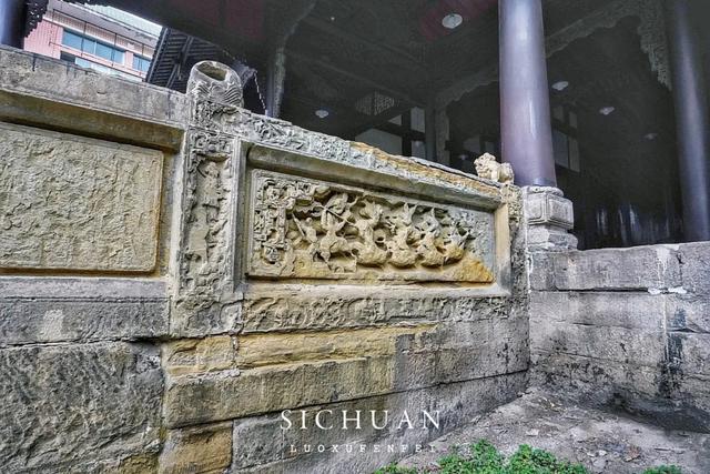 谁说来自贡只能看灯会？这个人少好吃的城市实在太好玩了