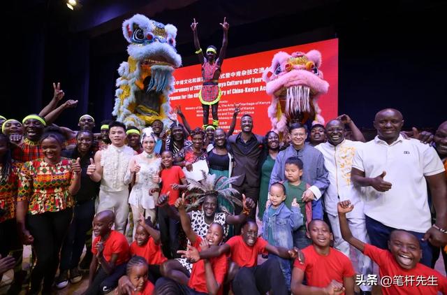 反向过年热潮起，肯尼亚成新宠，2 月产仔季 + 免签太香了