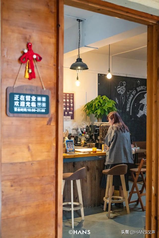 武汉最好逛的城中村，在岛上