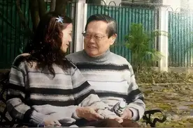 翁帆：28岁时嫁82岁杨振宁，照顾他到100岁了，我的婚姻有笑有泪图片