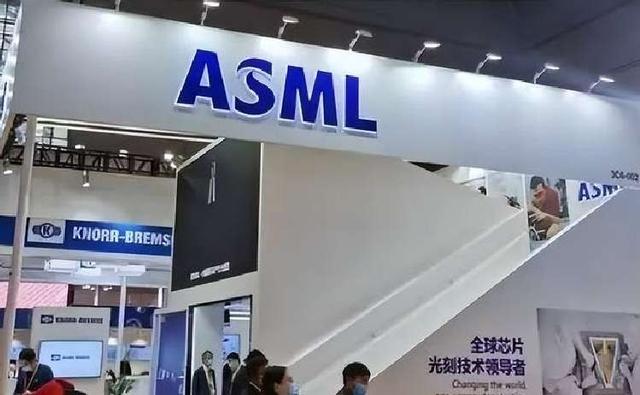 美国终于怕了，比稀土更致命的王牌，终于出手了！万斯：中国要冷静