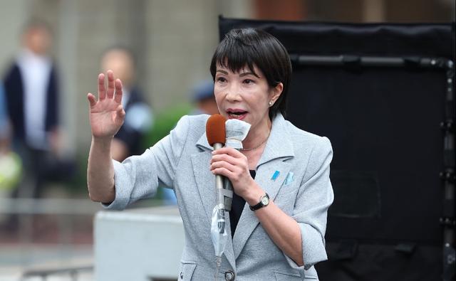 报复来了，高市准备出王牌：半导体制造关键材料，中方别想进口了