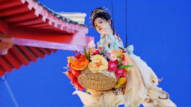 球迷们速来鲁Q集合啦！2025齐鲁超赛，临沂观赛旅游攻略送到，今日18：00开票