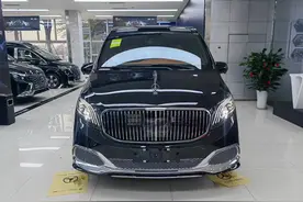 超豪华奔驰七座商务车落地43.8个W，享受明星大佬同款出行体验图片