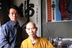 李伯清，第二任妻子年轻漂亮，知性优雅图片