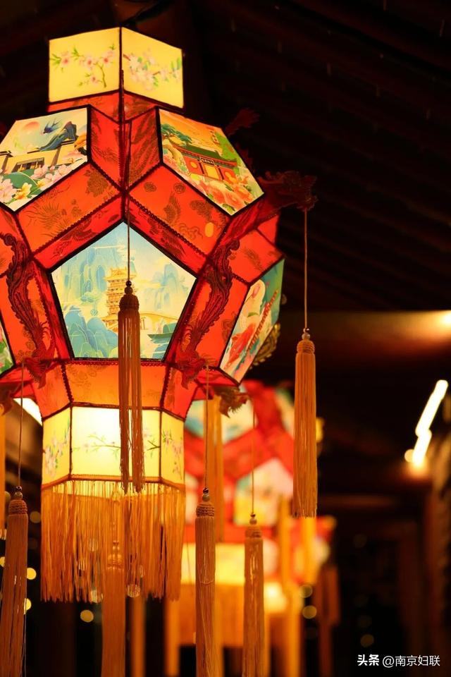 就在今晚，亮灯！