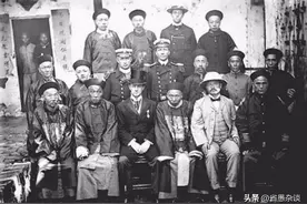 一百年过去了，再看中国史上首部宪法《钦定宪法大纲》，着实搞笑图片