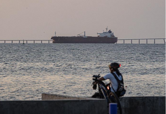 扣押中国油轮后，美方发现中国货轮填满导弹，白宫的说法终于变了