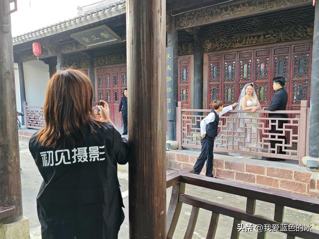 闲逛菏泽市老城曹州。这里的慎思园成了婚纱照的网红天堂了