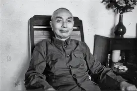 红色特工郭汝瑰潜伏敌营多年，曾言：国军将领让我佩服的只有两人图片