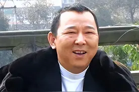 身家400亿，染指12位女星，一餐百万，被捕时：没人敢治我的罪图片