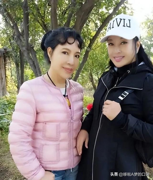 回顾73岁刘晓庆与同框68岁亲妹反差惊人 姐妹相差5岁却像隔了30年