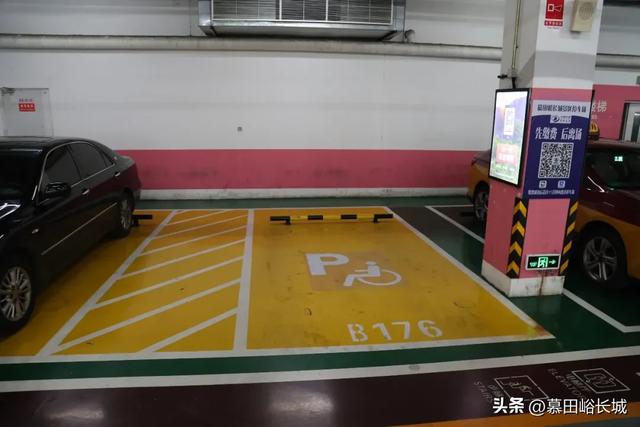 【暖心守护】带爸妈爬长城不再犯难！慕田峪适老化服务升级，细节暖到心坎里！
