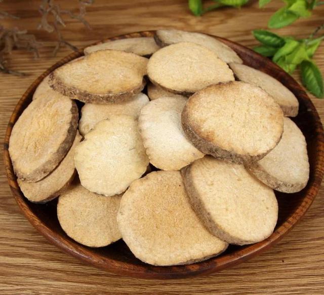 精血是命根子！老中医的 3 个方子，帮你强肝肾、补足精血