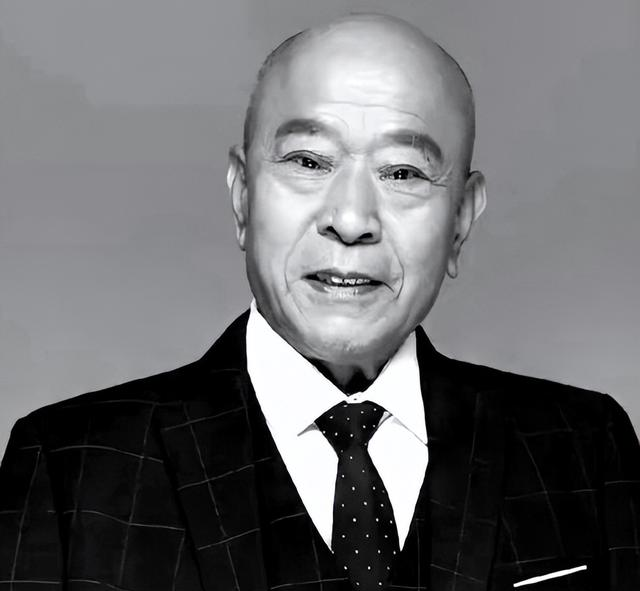 郭德纲发文悼念，八个字戳中无数人：原来真有人把恩情记了一辈子