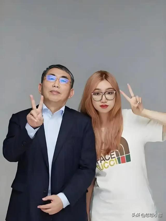 73岁聂卫平生日照曝光：身材消瘦	，脸色苍白，身边围满庆生的人！