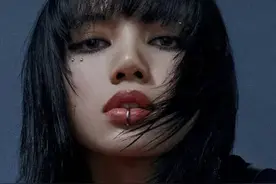 Lisa到底是跌落神坛了，被曝出曾插足多段感情，疑似“小三”？图片