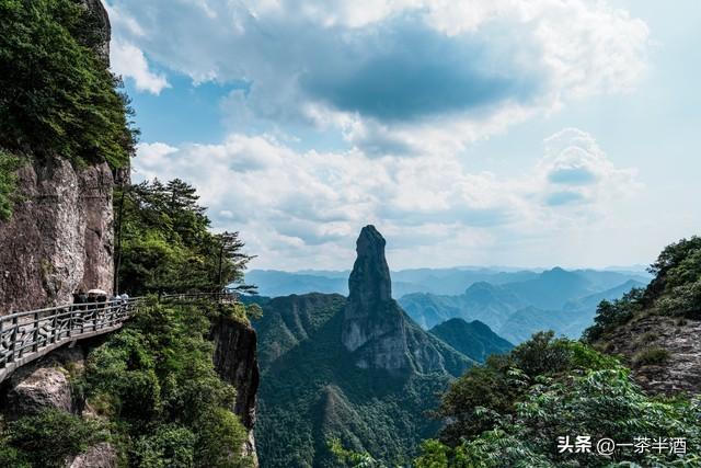 免费营地：浙江台州市自驾游免费停车露营地，必玩景点，特色美食
