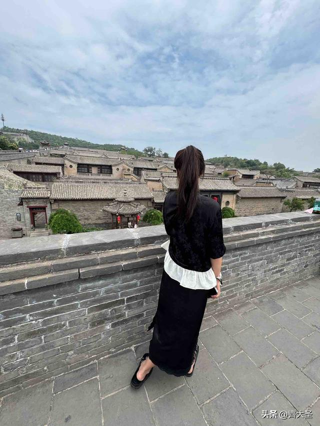 晋中一日游精华攻略：从王家大院到平遥古城